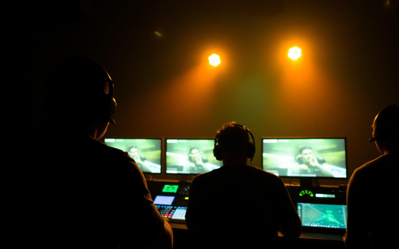 Riveoo production control room